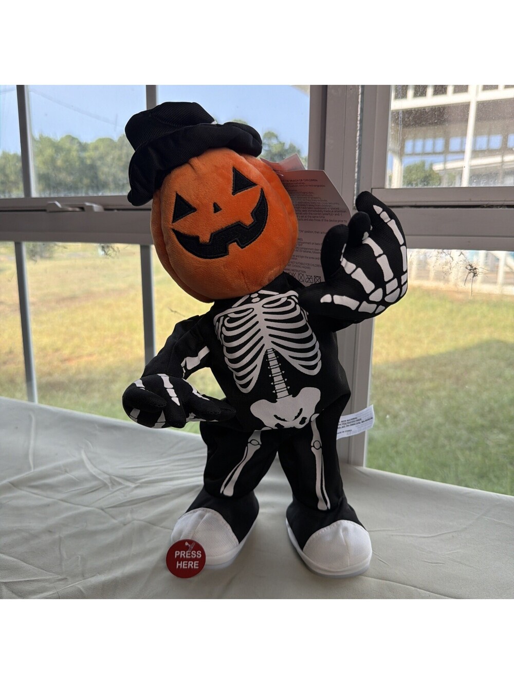 VIDEO! Animated Pumpkin Skeleton Jack-O-Lantern Sings Dances Halloween Greeter
